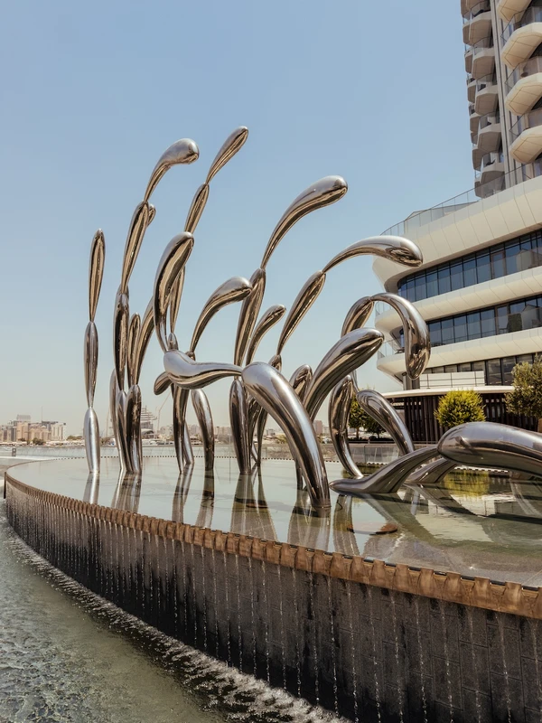 Fish Swirl Dubai Creek Harbour 4
