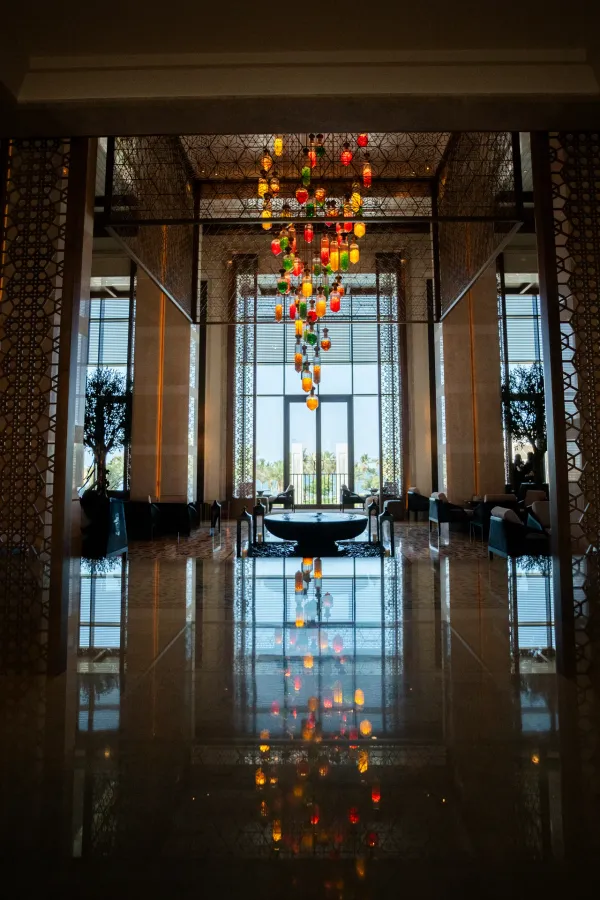 Mandarin Oriental Main Chandelier 2